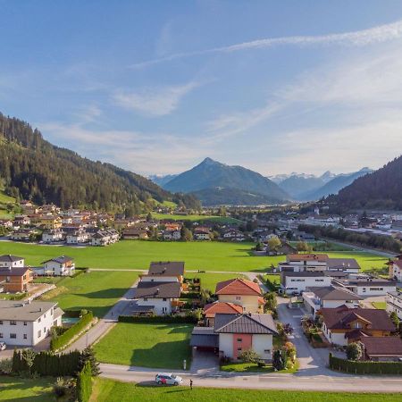 Holiday Home Happy By Interhome Eben Im Pongau Exterior foto