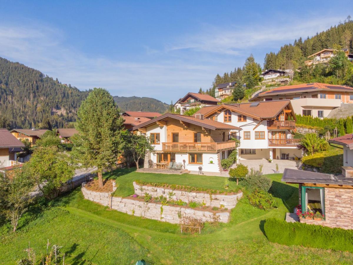 Holiday Home Happy By Interhome Eben Im Pongau Exterior foto