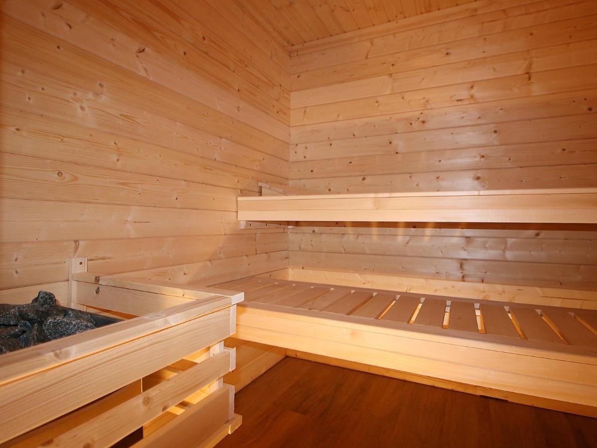 Holiday Home Happy By Interhome Eben Im Pongau Exterior foto