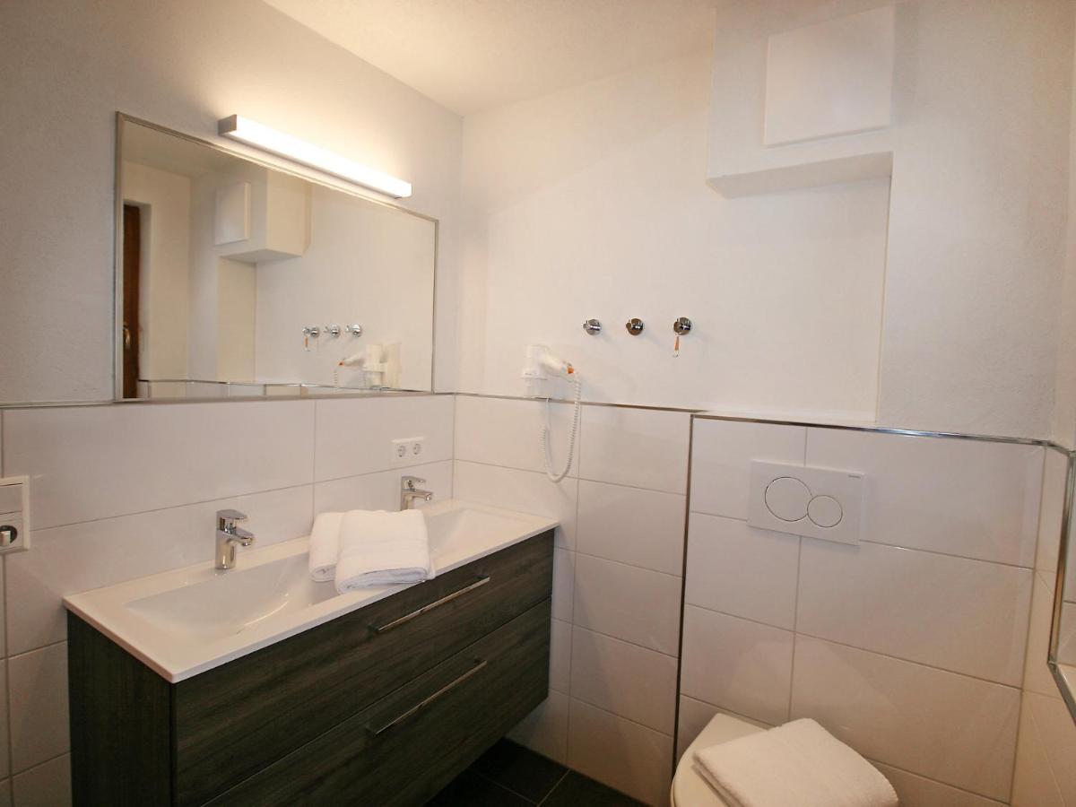 Holiday Home Happy By Interhome Eben Im Pongau Exterior foto